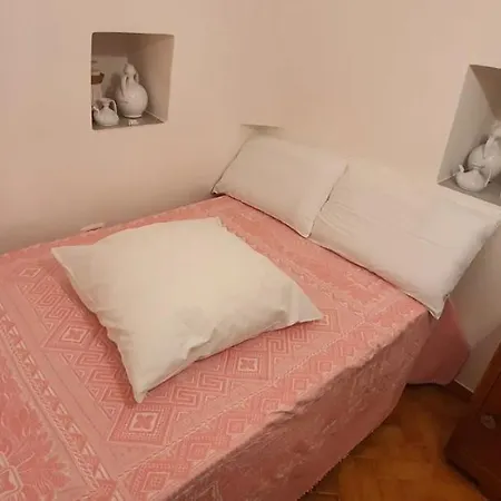 Trullo Peppelilla Holiday home *