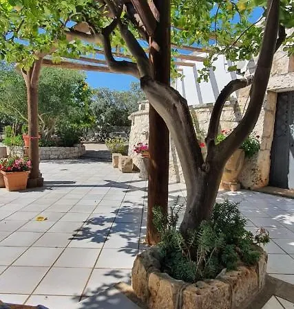 Trullo Peppelilla Holiday home *