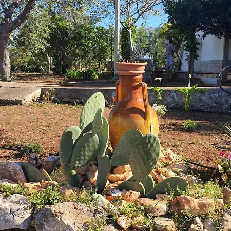 Trullo Peppelilla * Carovigno